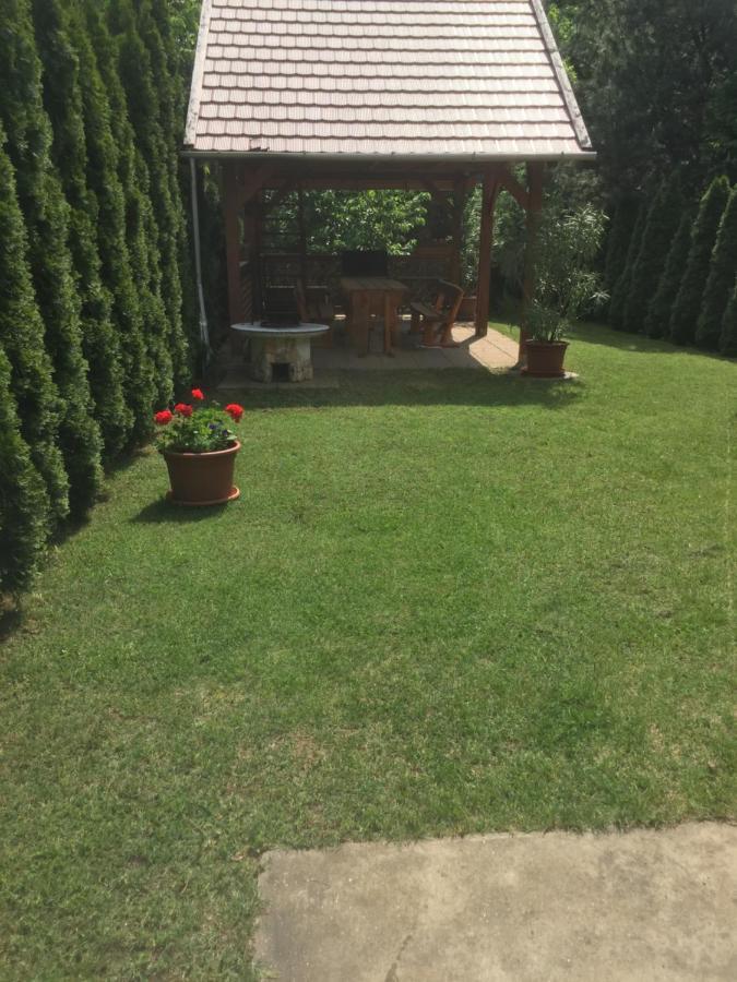 Pakasz Nyaralohaz Villa Tiszafüred Dış mekan fotoğraf